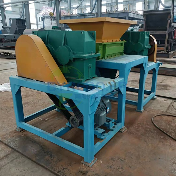 銅鐵塑料破碎機(jī)、鋁片撕碎機(jī)與百瑞德金屬薄鐵皮剪切機(jī)的應(yīng)用與優(yōu)勢(shì)