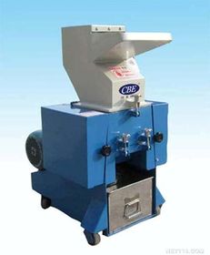 塑料破碎機(jī) 環(huán)保產(chǎn)業(yè)中的關(guān)鍵技術(shù)設(shè)備